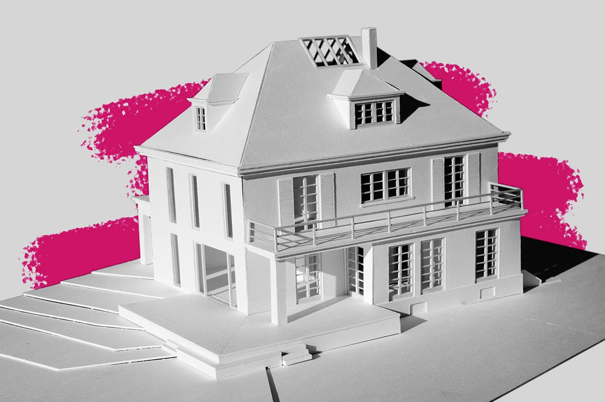 stoiber-architektur_dachgeschossausbau-sanierung_muenchen_modell_02 Modell der sanierten Villa von der Seite